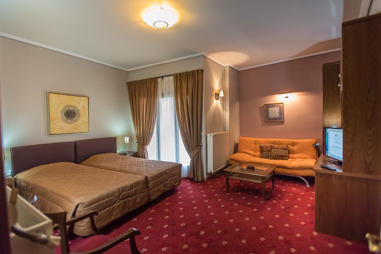 City Hotel Apollonion Karpenisi Exterior photo